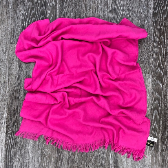 ITALCA Hot Pink Scarf - Picture 1 of 3